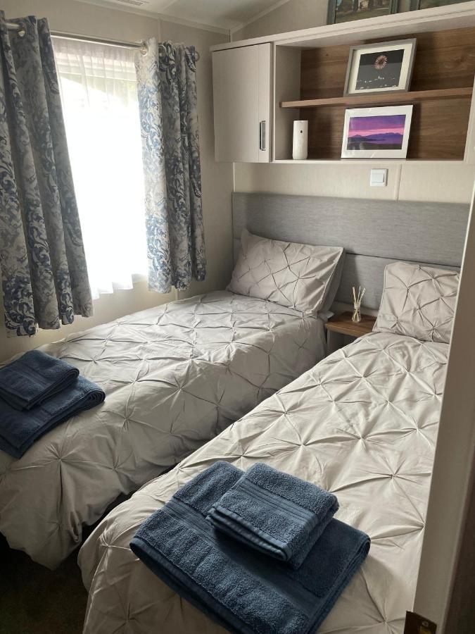 Beautiful 2 Bedroom Lodge With Stunning Views Blair Atholl Exterior photo