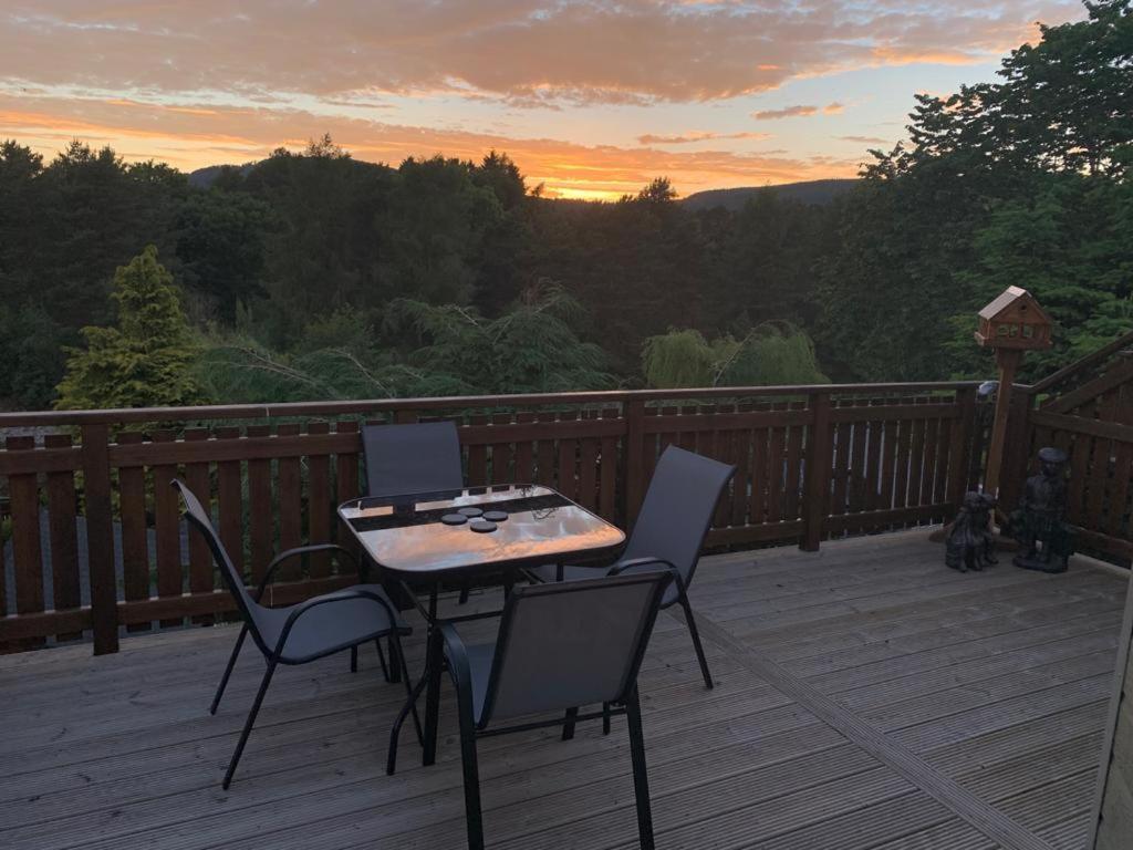Beautiful 2 Bedroom Lodge With Stunning Views Blair Atholl Exterior photo