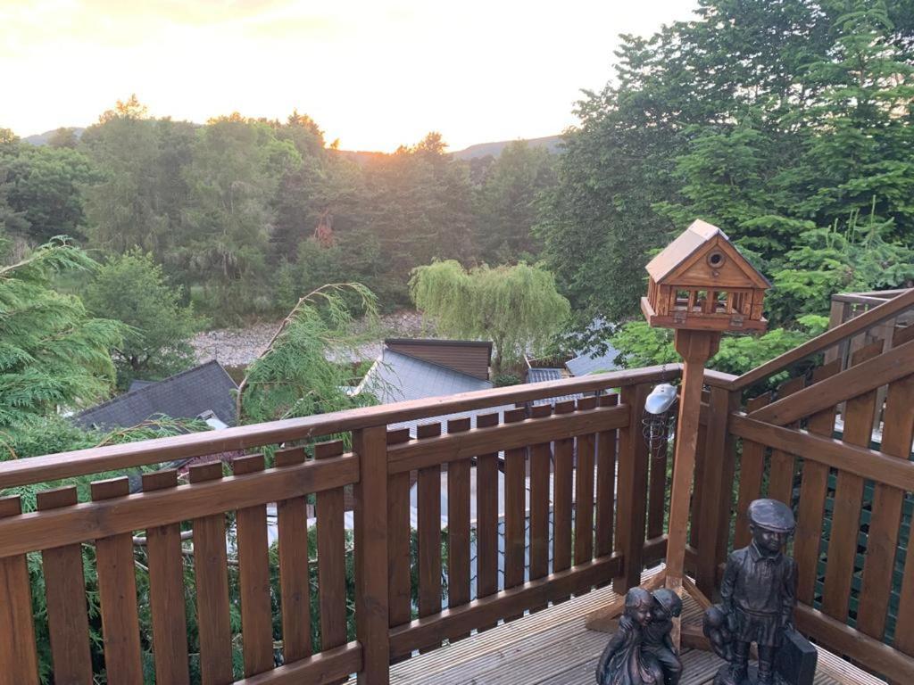 Beautiful 2 Bedroom Lodge With Stunning Views Blair Atholl Exterior photo